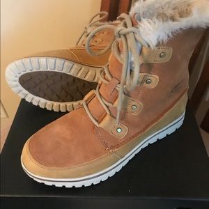 SOREL Cozy Joan